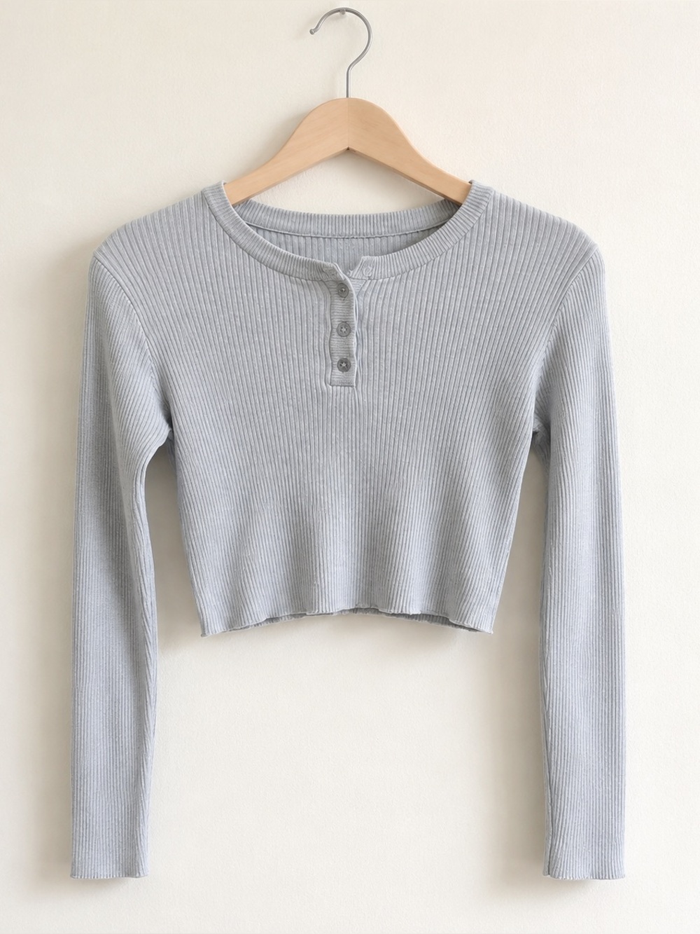 Brandy Melville Delilah Ribbed Cropped Henley Long Sleeve Preppy Minimalist